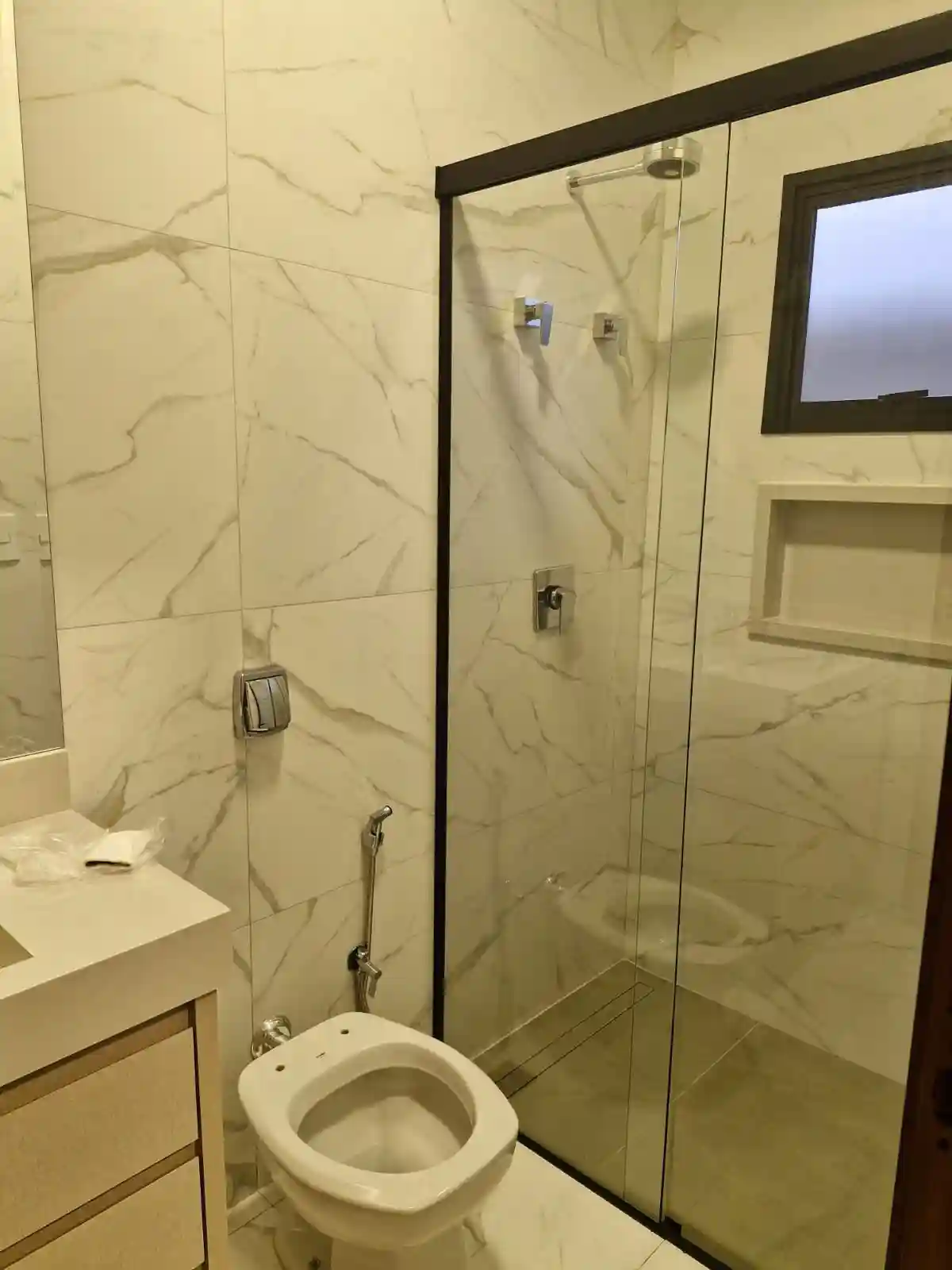 Casa de Condomínio com 3 quartos à venda, 360m² — foto 17 de 24