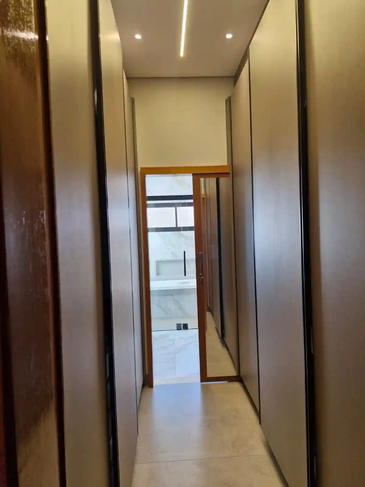 Casa de Condomínio com 3 quartos à venda, 360m² — foto 22 de 24