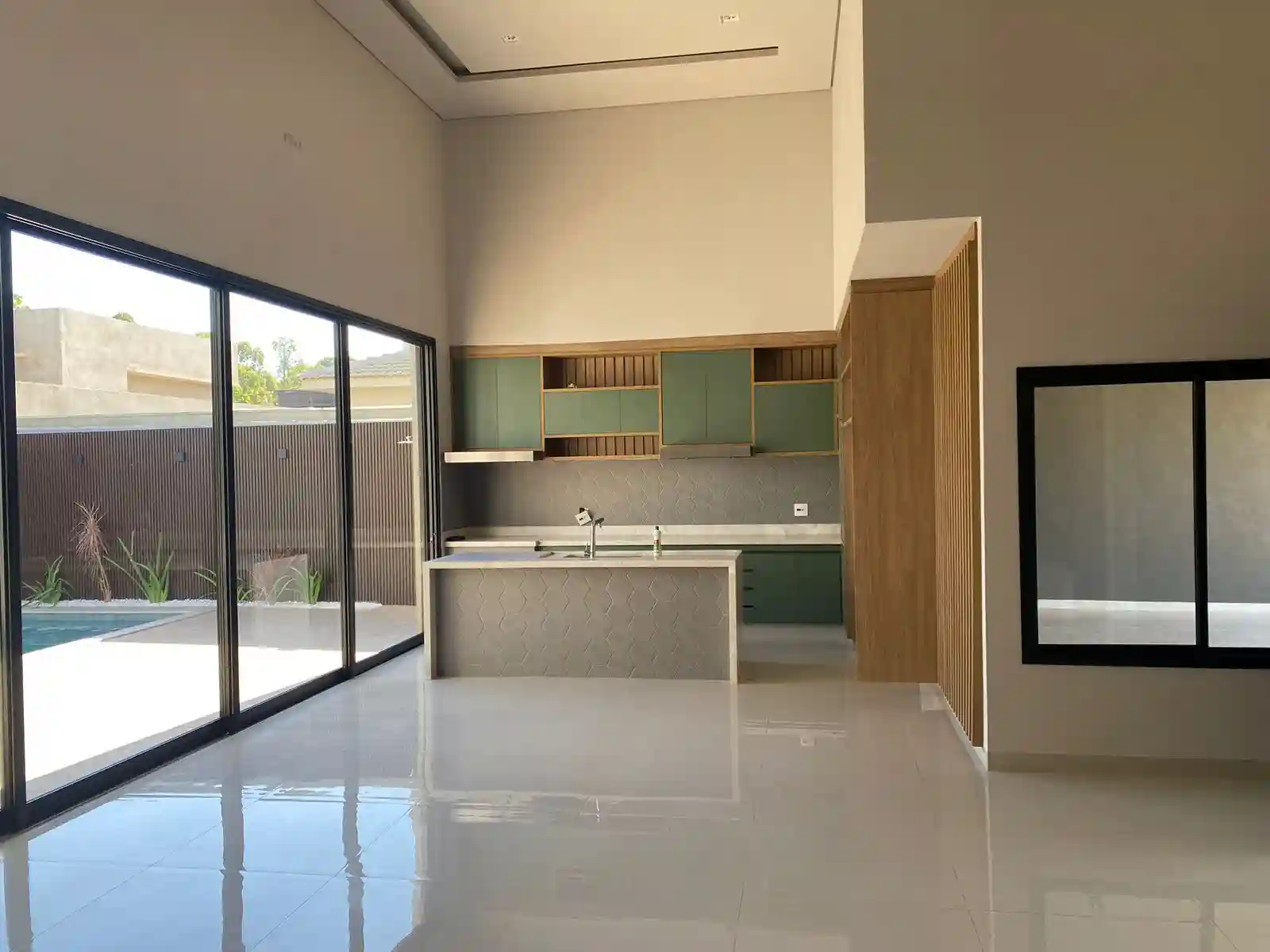 Casa de Condomínio com 3 quartos à venda, 357m² — foto 13 de 19