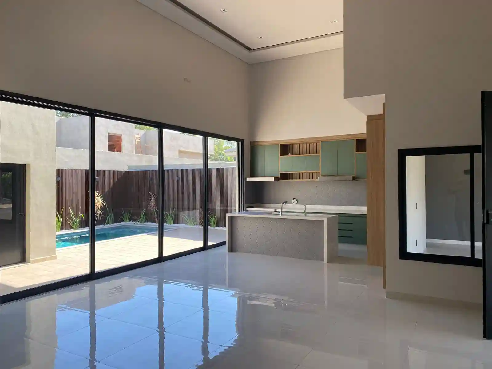 Casa de Condomínio com 3 quartos à venda, 357m² — foto 11 de 19