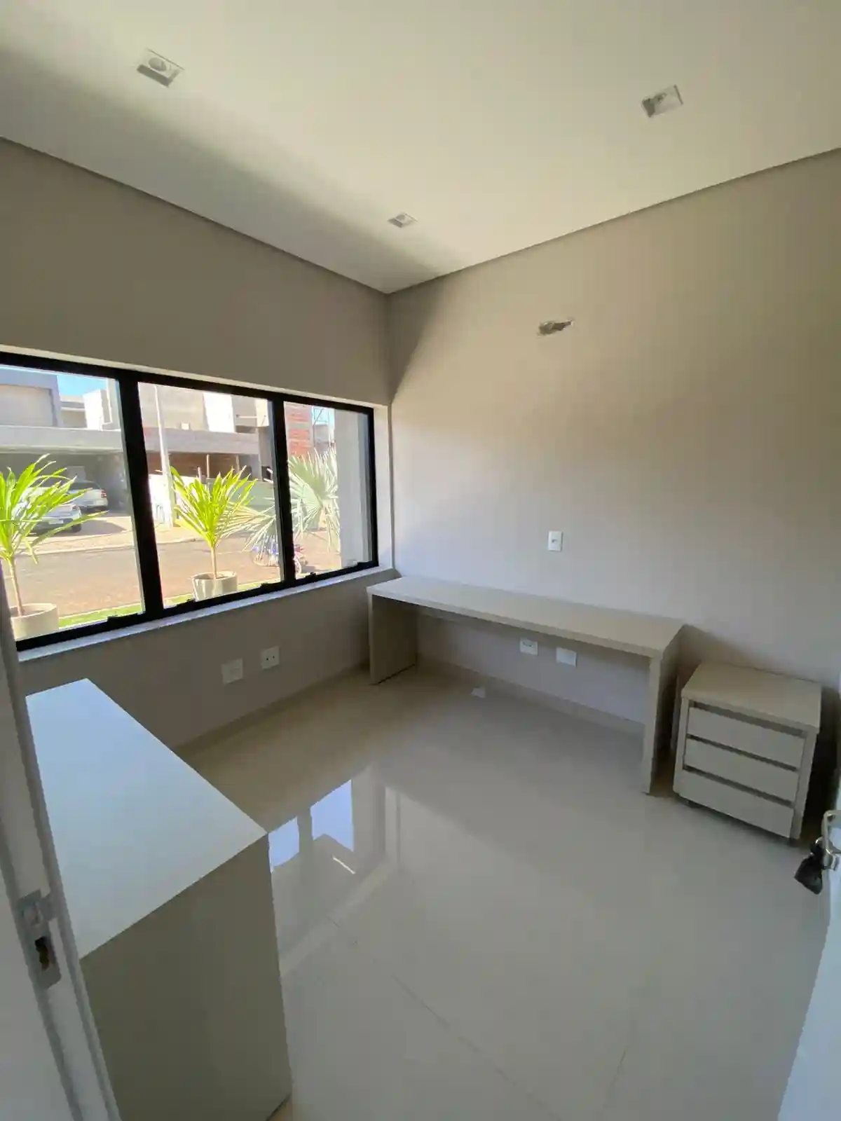 Casa de Condomínio com 3 quartos à venda, 357m² — foto 15 de 19