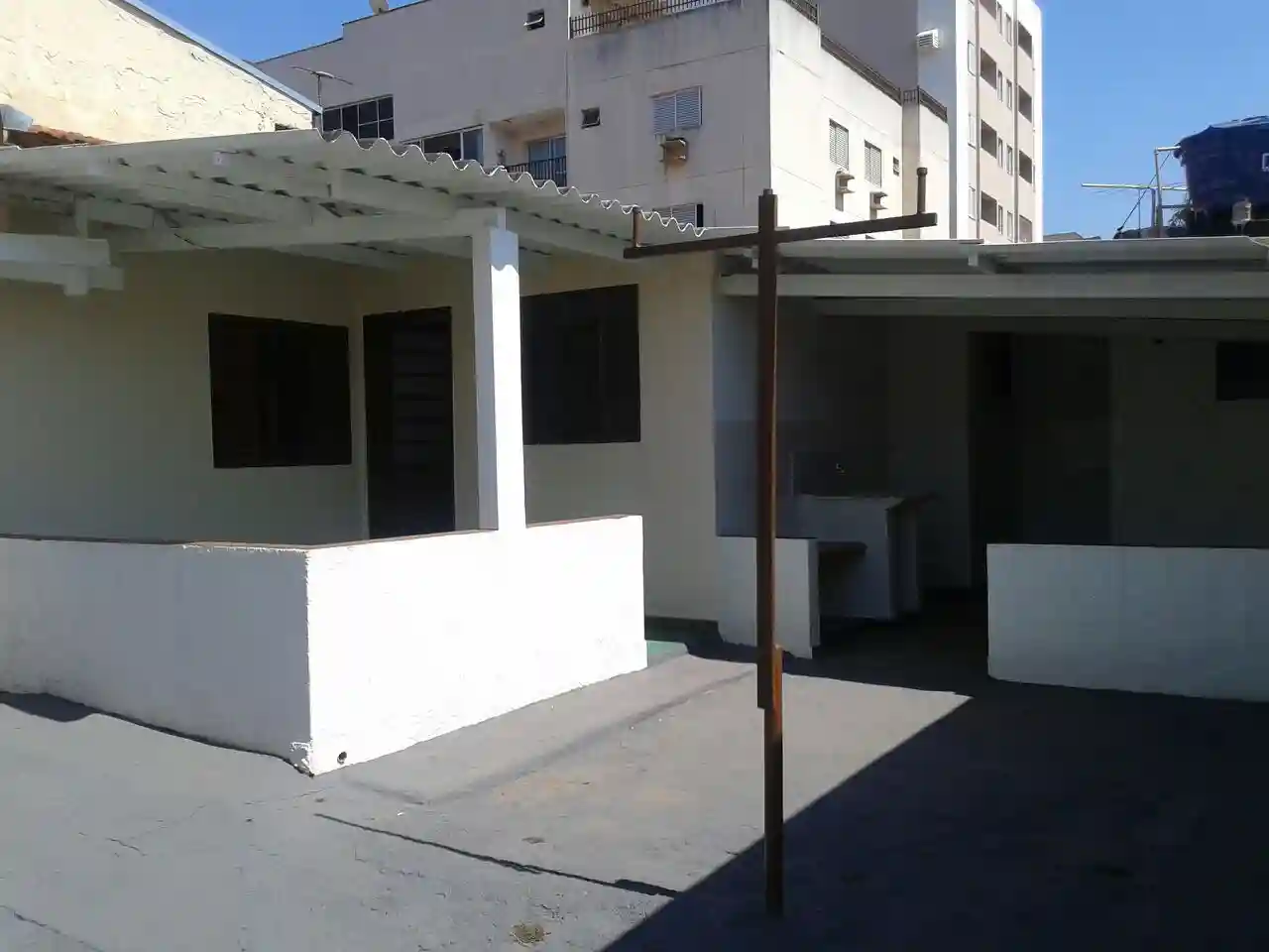 Casa com 3 quartos à venda, 172m² — foto 3 de 8