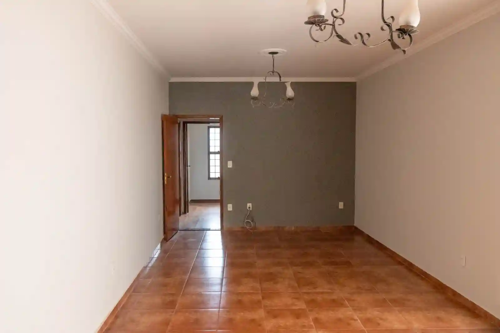 Casa com 3 quartos à venda, 330m² — foto 10 de 30