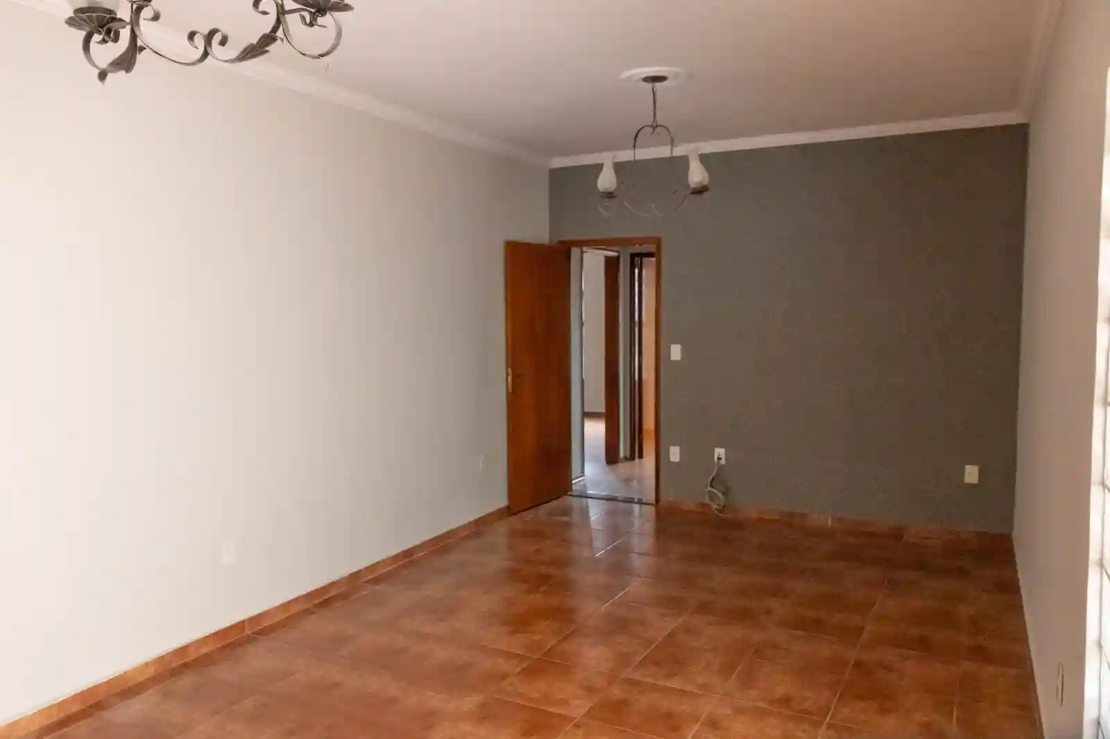 Casa com 3 quartos à venda, 330m² — foto 11 de 30