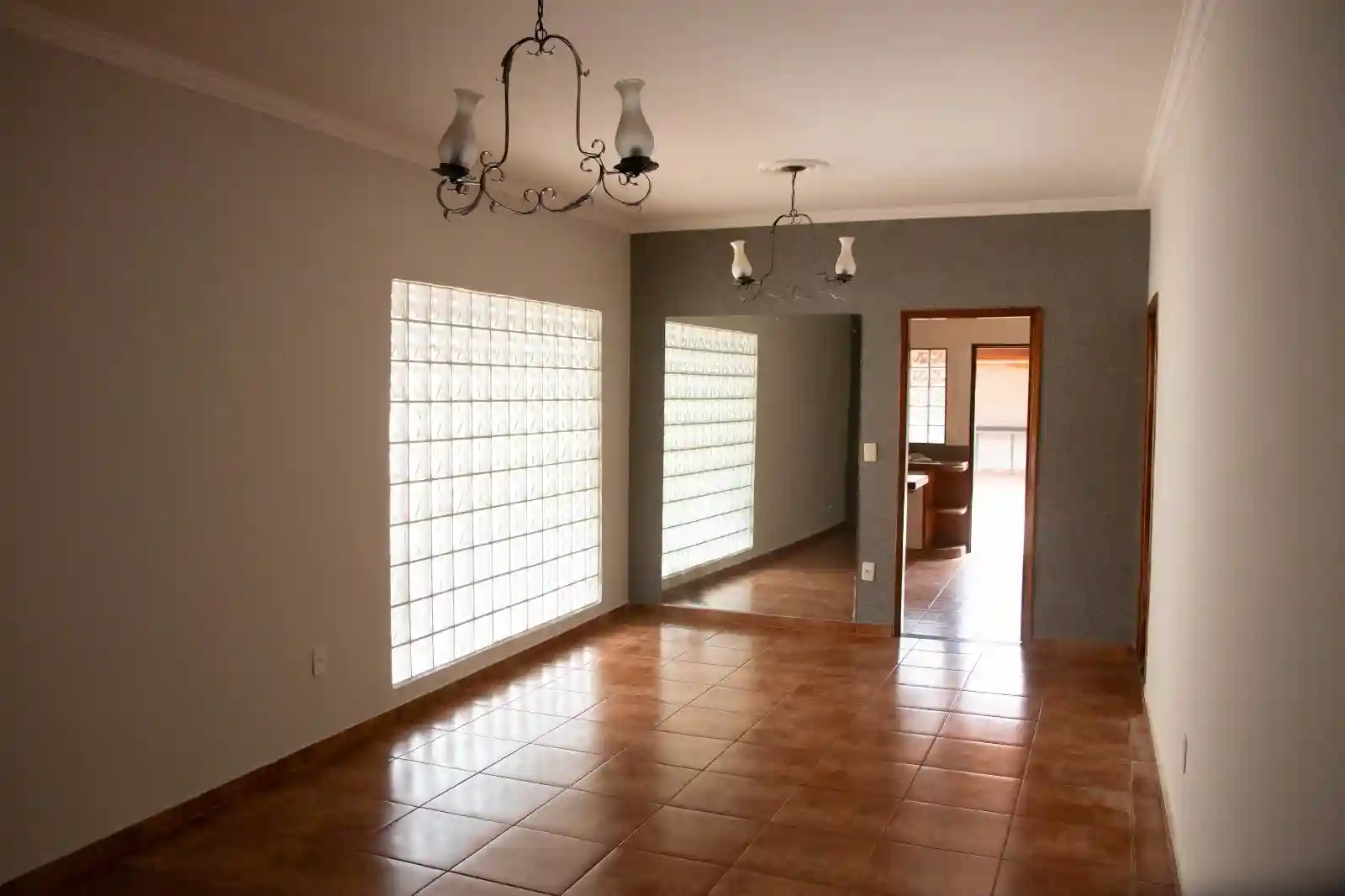 Casa com 3 quartos à venda, 330m² — foto 9 de 30