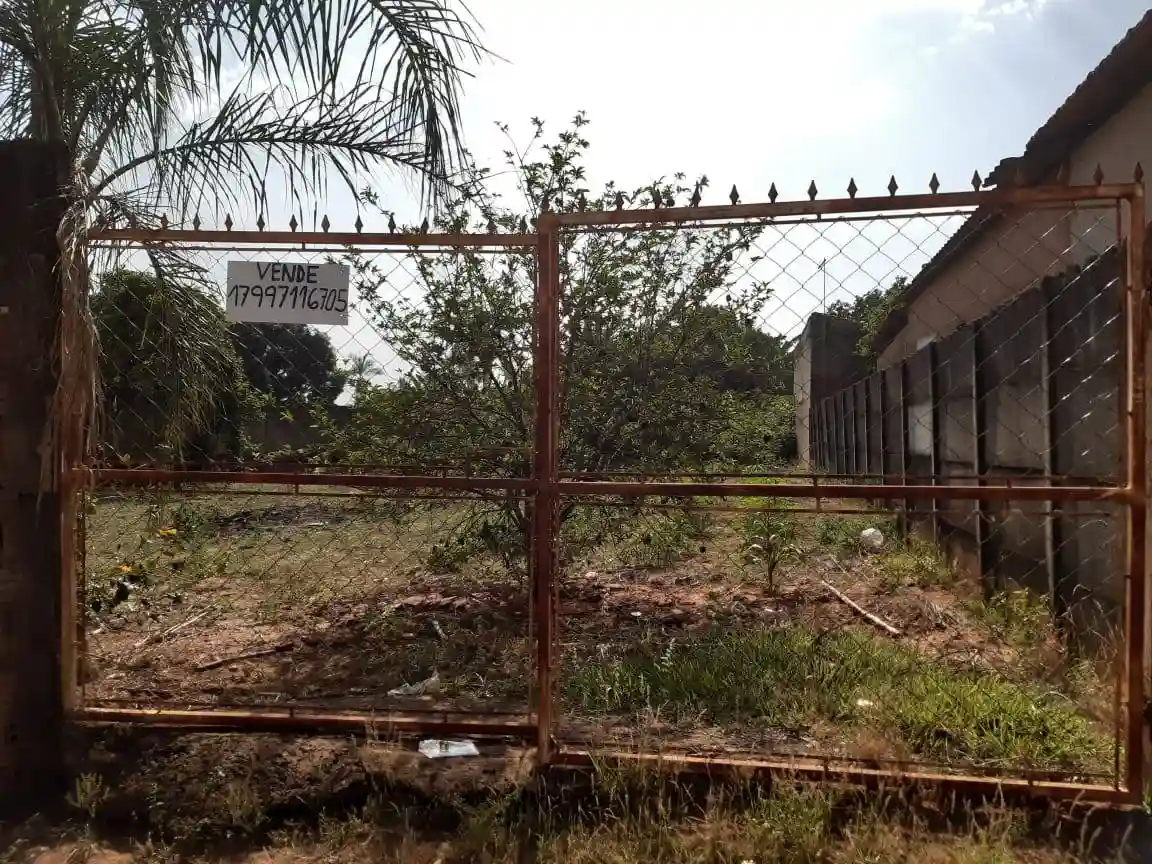 Terreno / Lote / Condomínio  à venda, 1000m² — foto 1 de 2