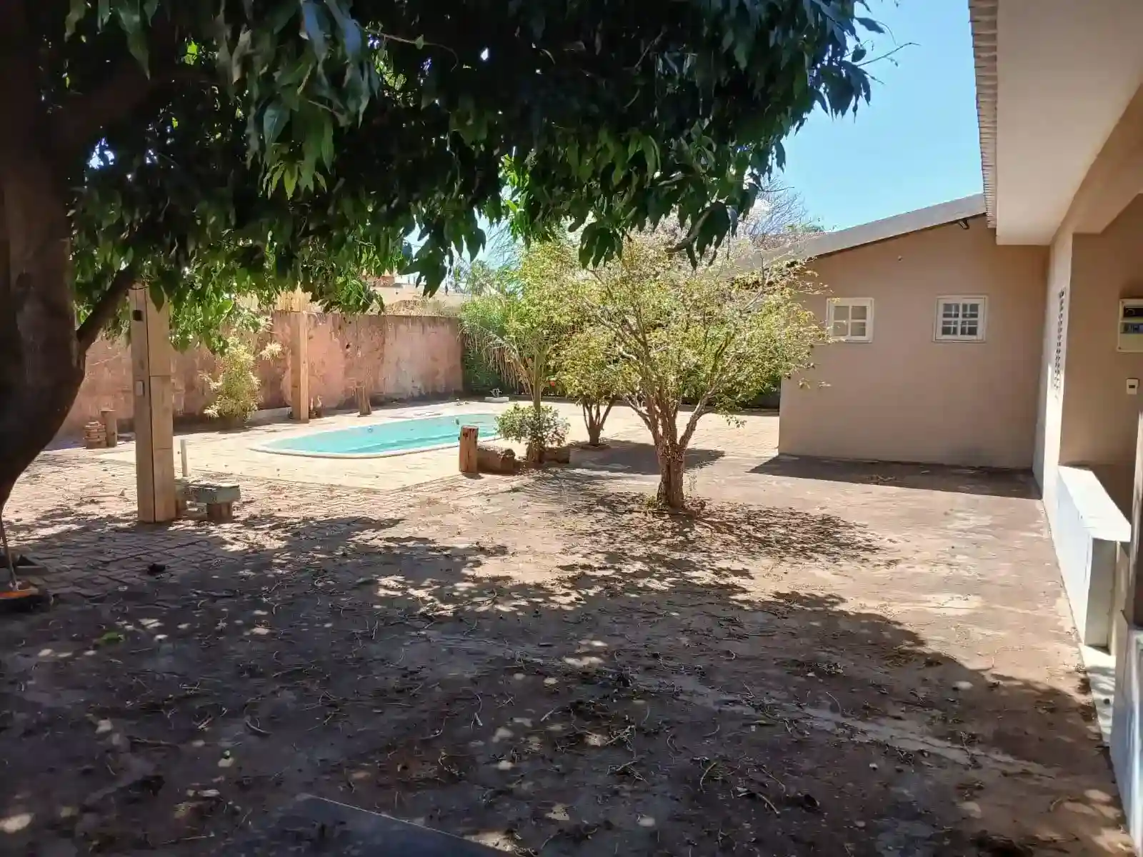 Casa com 3 quartos para aluguel, 390m² — foto 40 de 48