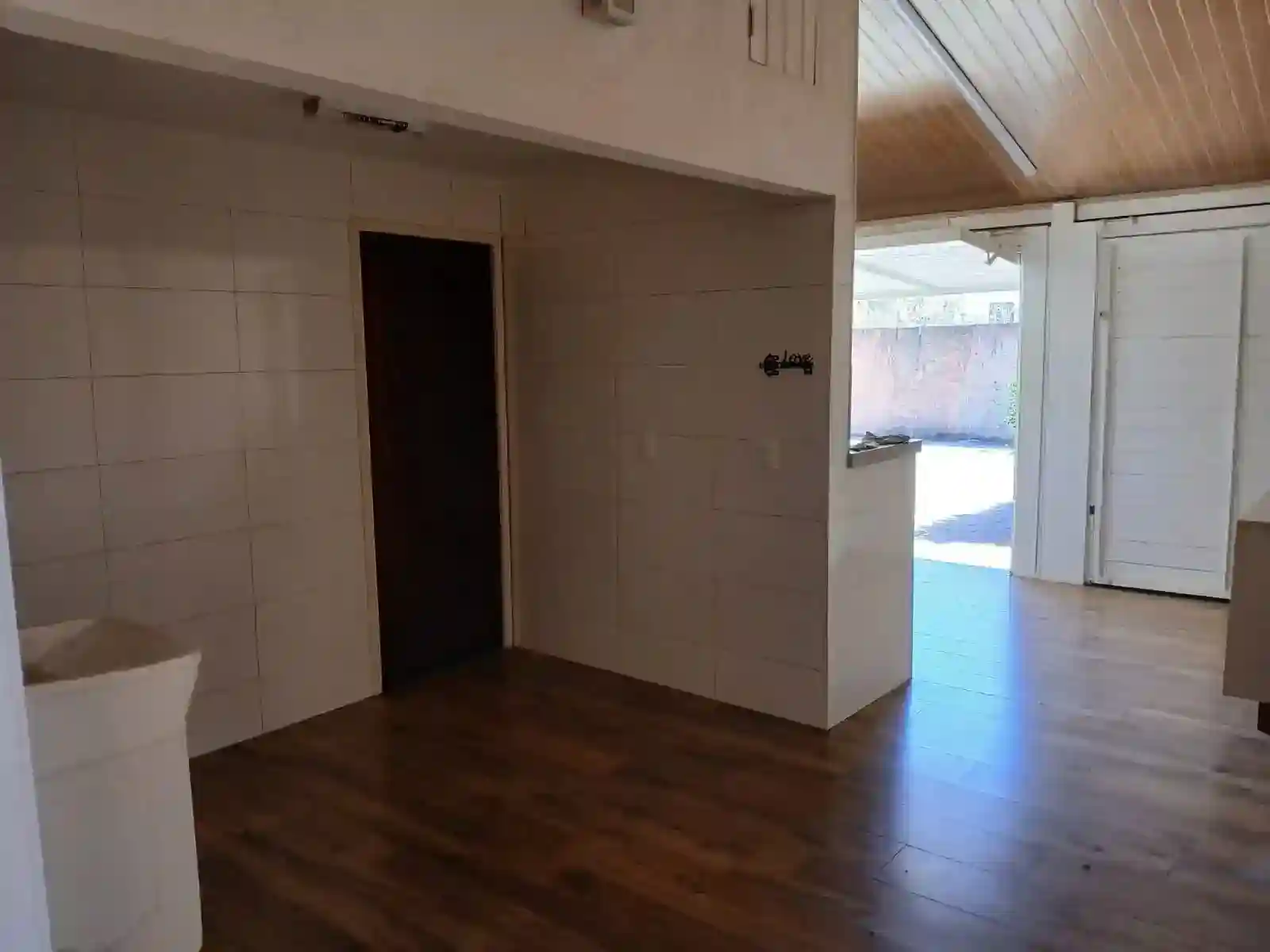 Casa com 3 quartos para aluguel, 390m² — foto 46 de 48