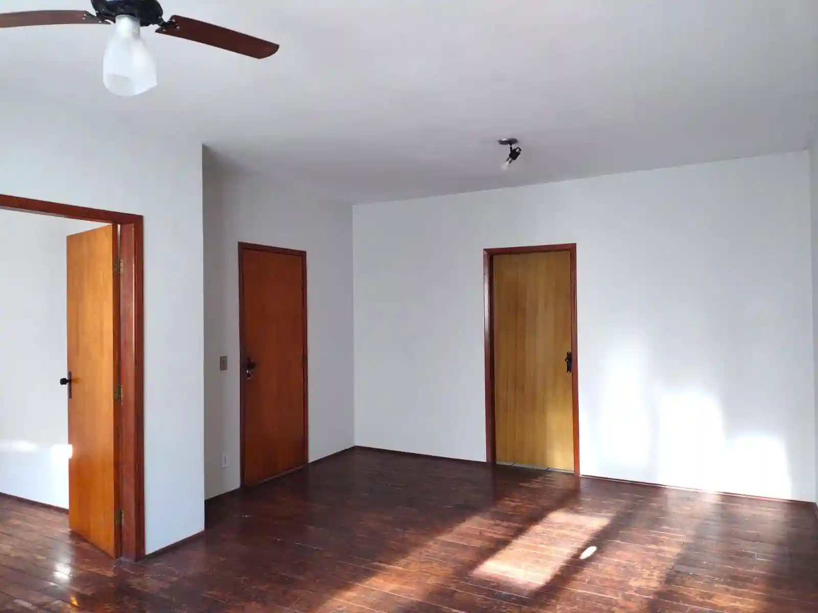 Apartamento com 2 quartos à venda, 90m² — foto 2 de 21