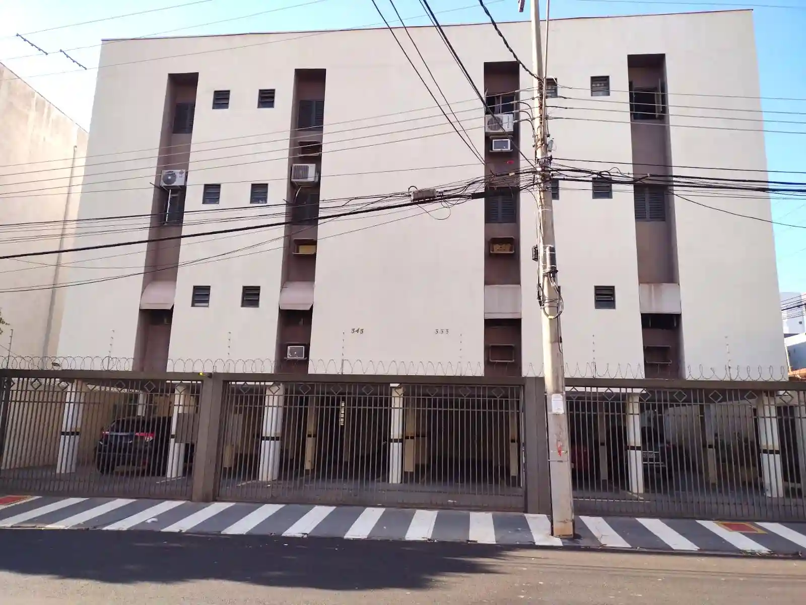 Apartamento com 2 quartos à venda, 90m² — foto 1 de 21