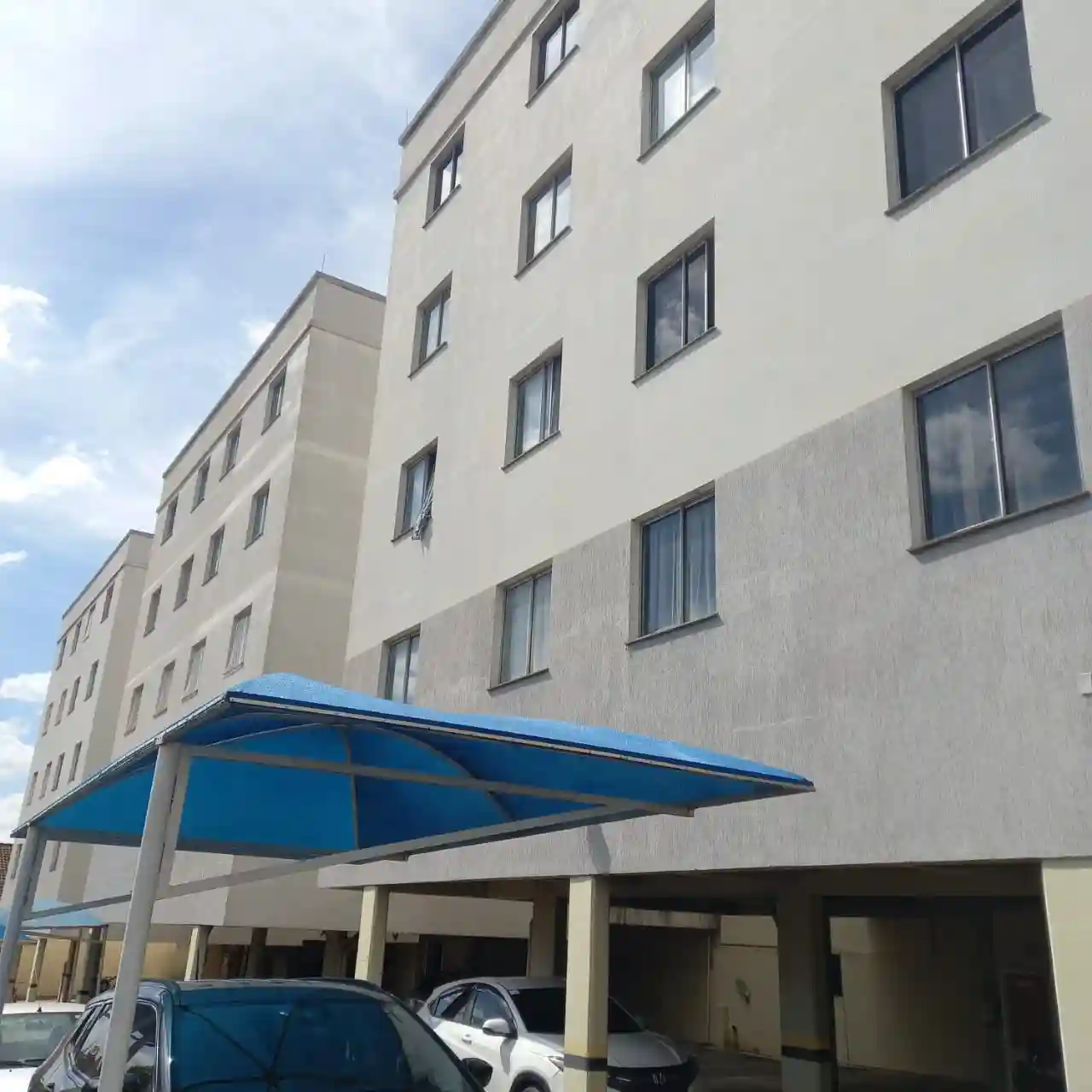 Apartamento com 2 quartos à venda, 48m² — foto 1 de 23