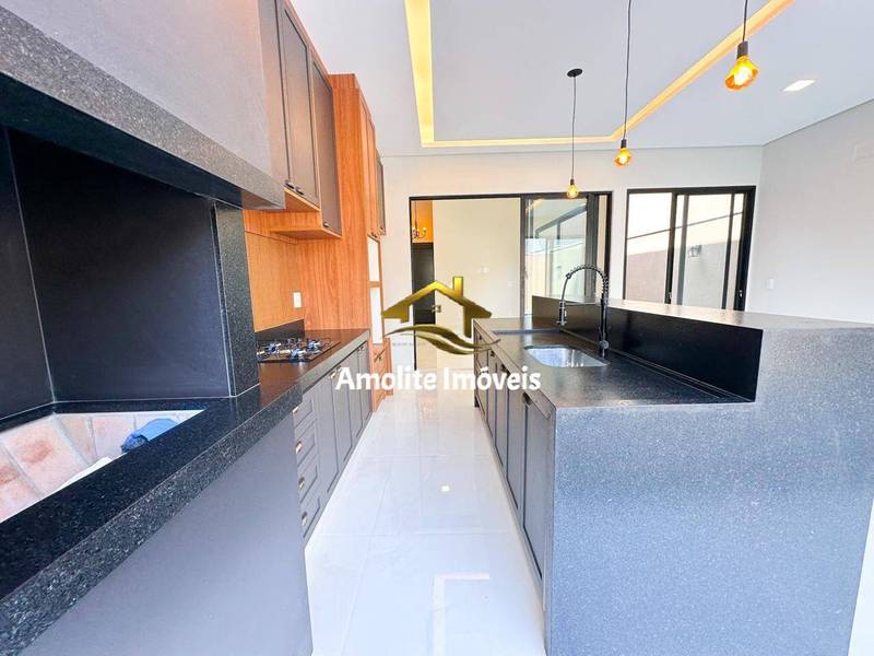 Casa de Condomínio com 3 quartos à venda, 150m² — foto 15 de 22