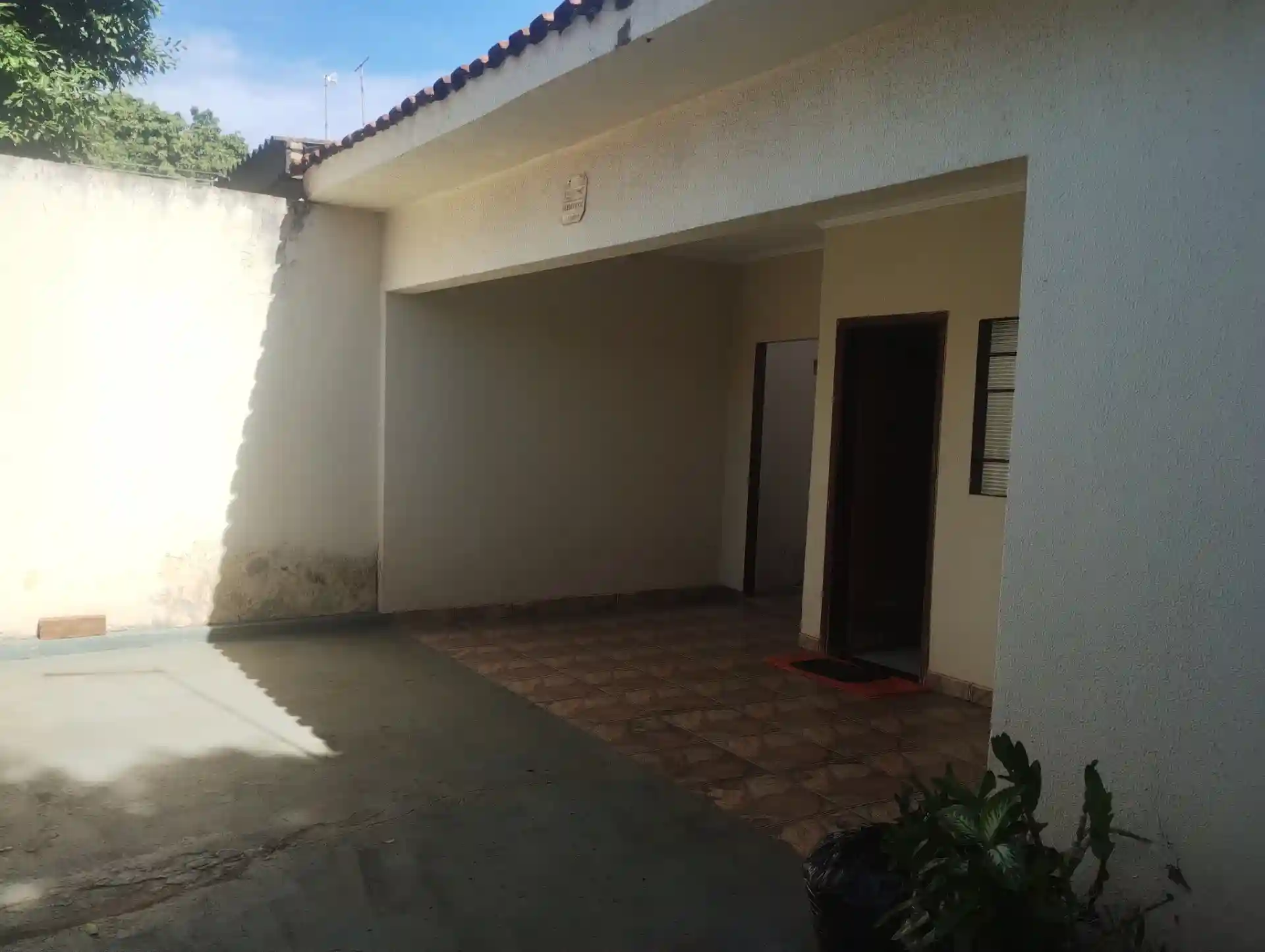 Casa de Vila com 2 quartos à venda, 200m² — foto 1 de 14