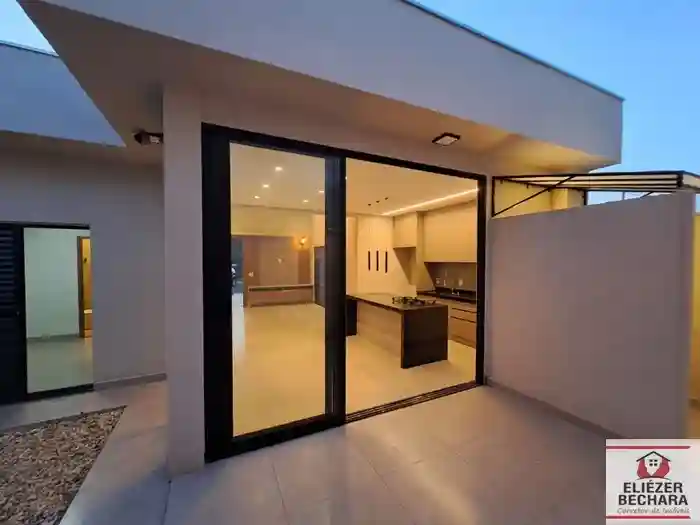 Casa de Condomínio com 2 quartos à venda, 110m² — foto 3 de 11