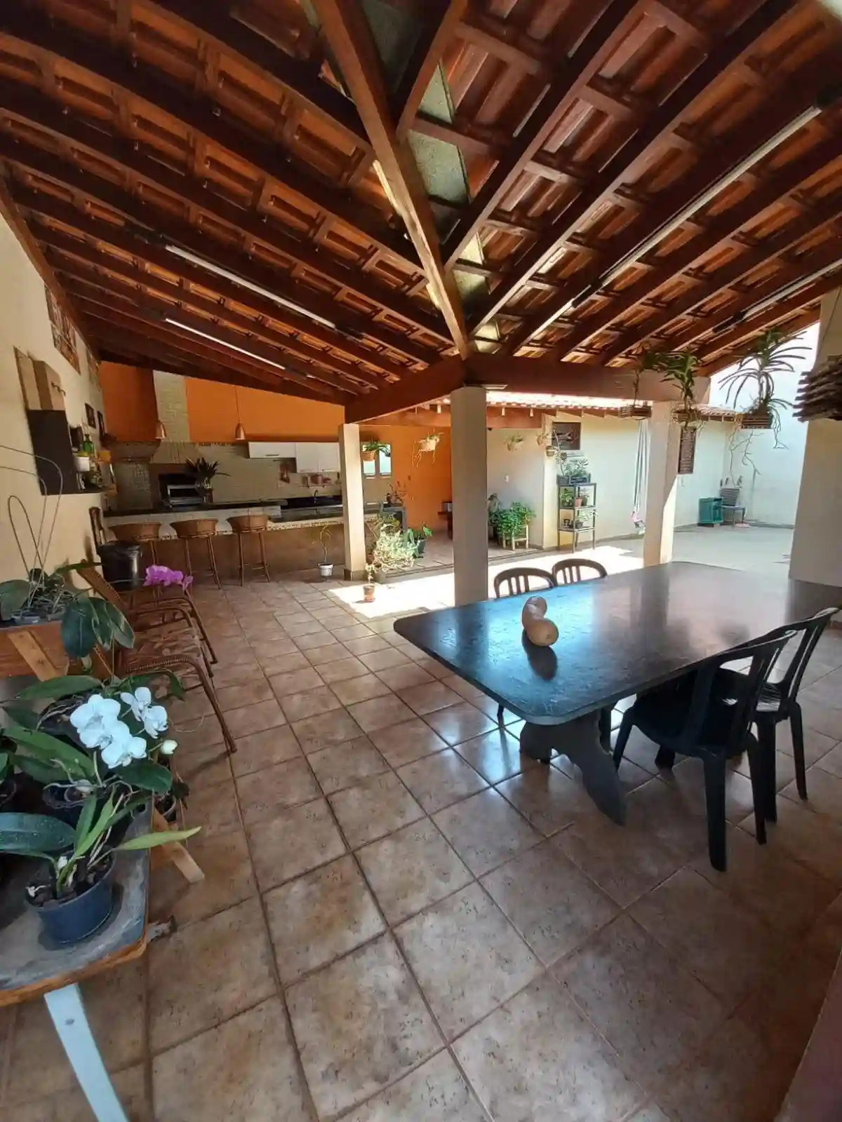Casa com 3 quartos à venda, 250m² — foto 3 de 44