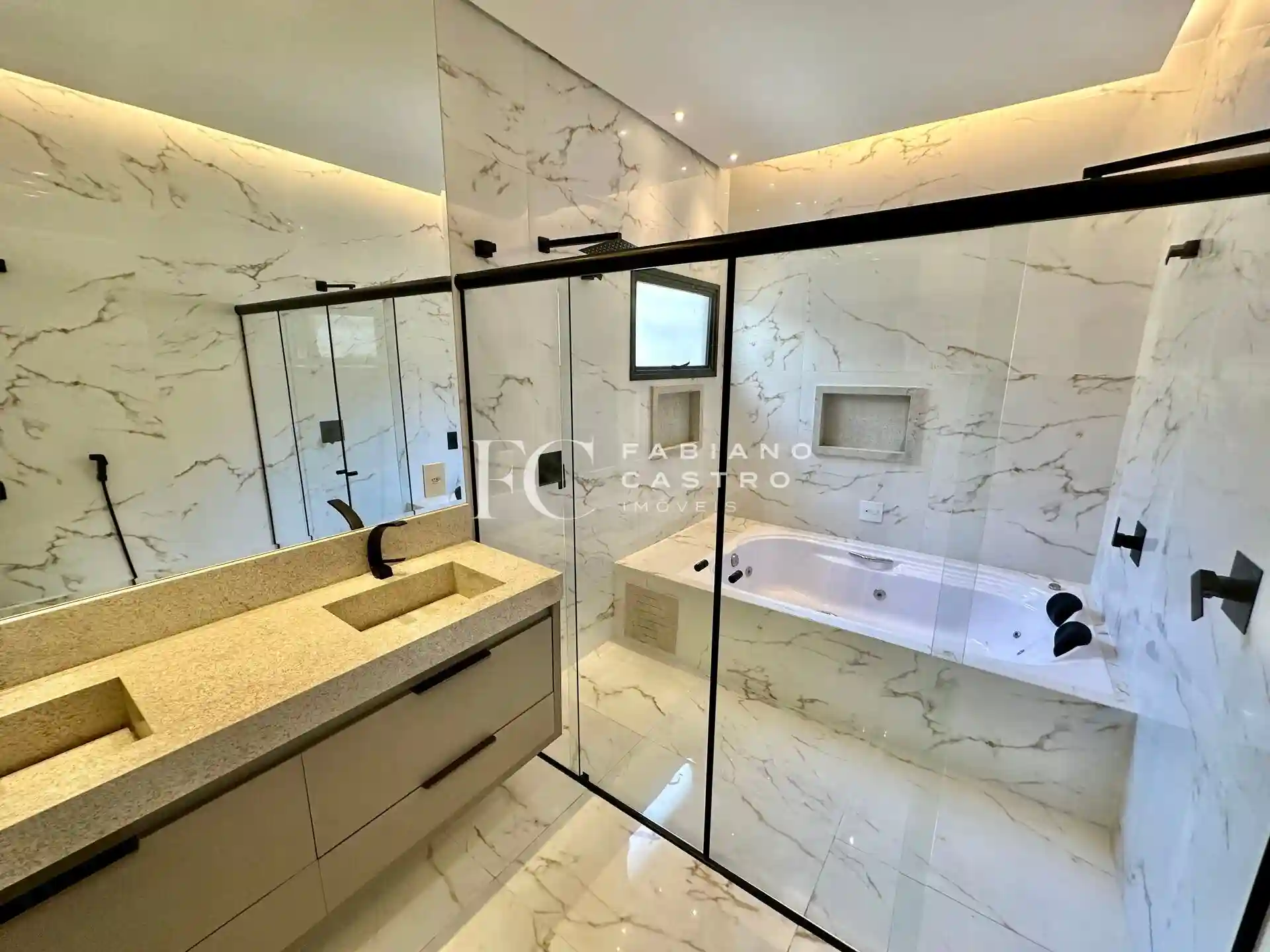 Casa de Condomínio com 3 quartos à venda, 245m² — foto 32 de 32