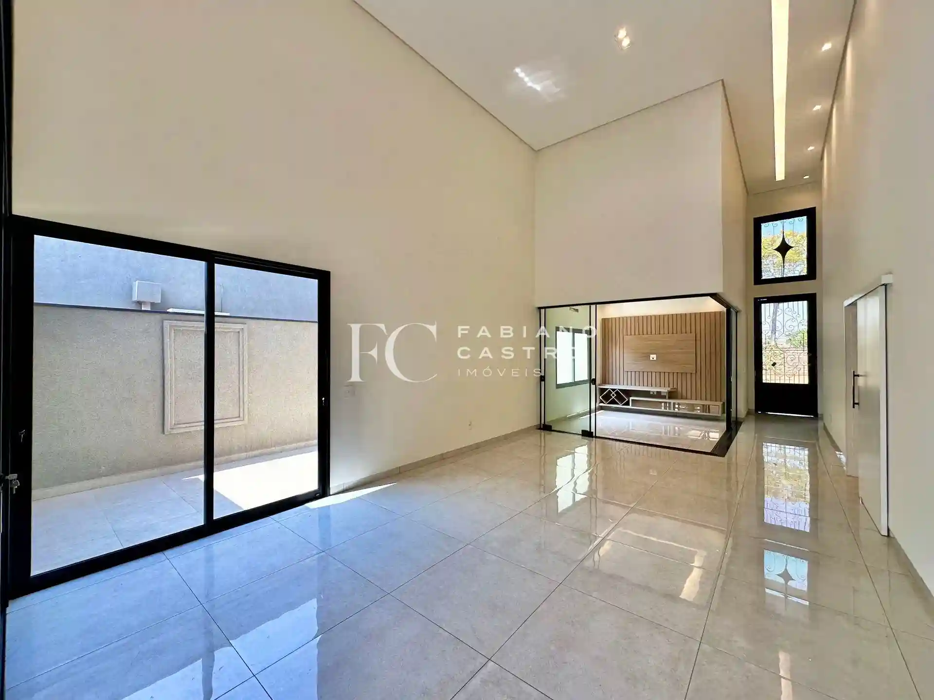 Casa de Condomínio com 3 quartos à venda, 245m² — foto 23 de 32