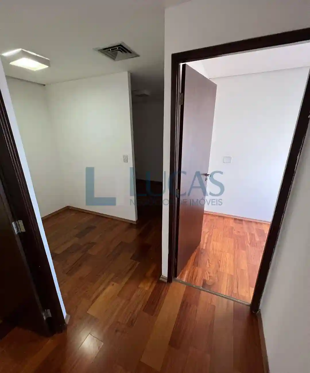 Conjunto Comercial / Sala  à venda, 60m² — foto 6 de 8