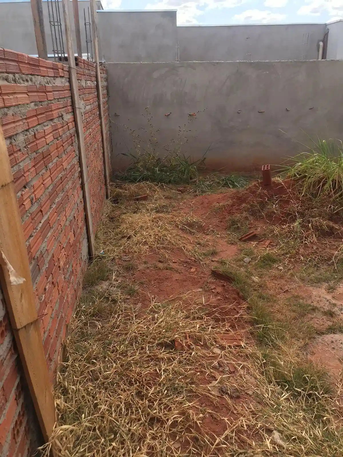 Casa de Condomínio com 3 quartos à venda, 220m² — foto 16 de 18