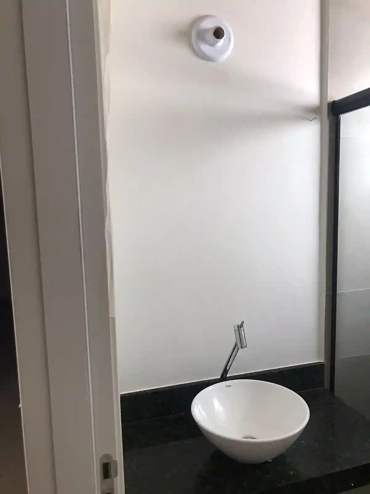 Casa de Condomínio com 3 quartos à venda, 220m² — foto 13 de 18