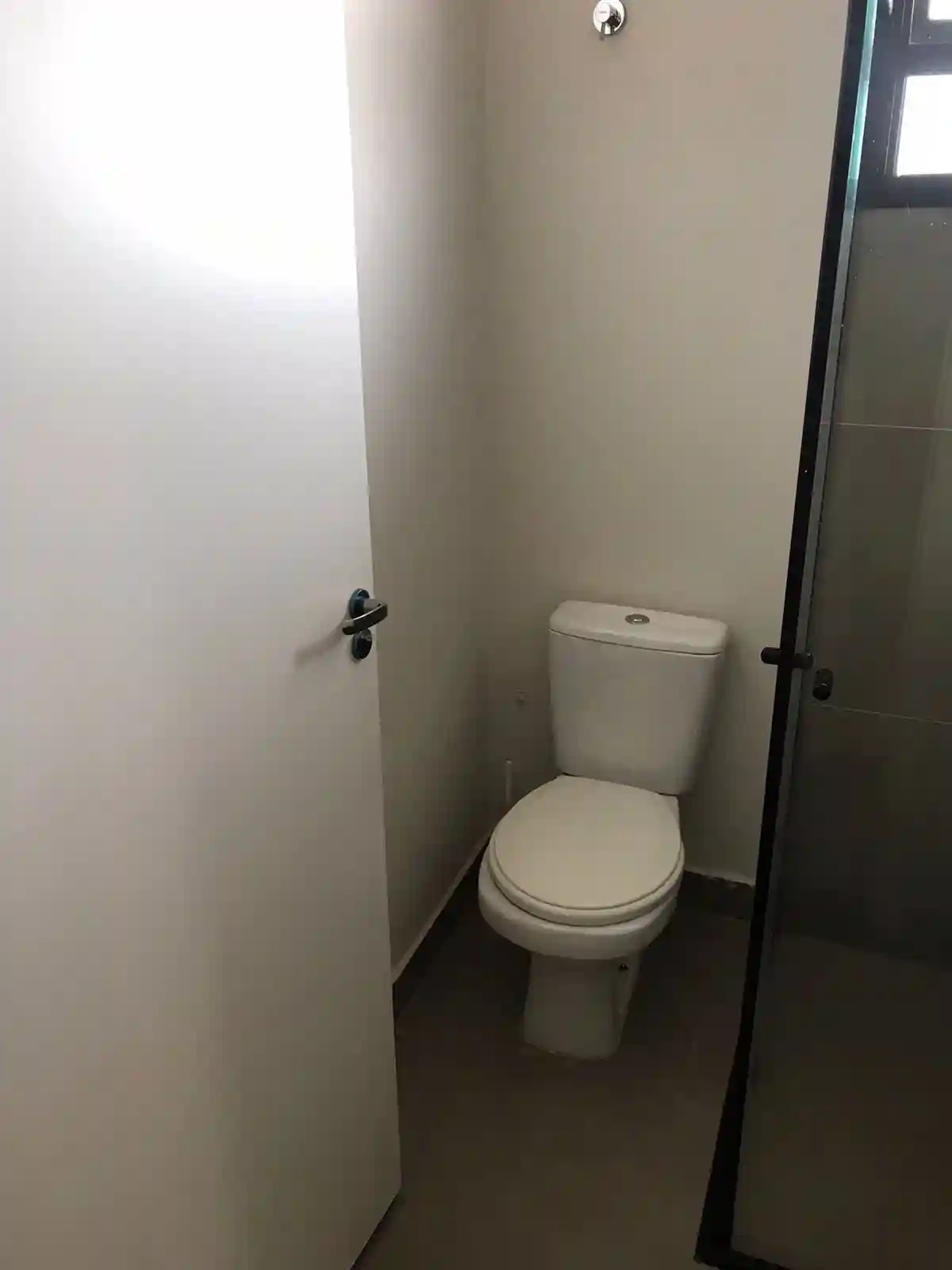 Casa de Condomínio com 3 quartos à venda, 220m² — foto 7 de 18