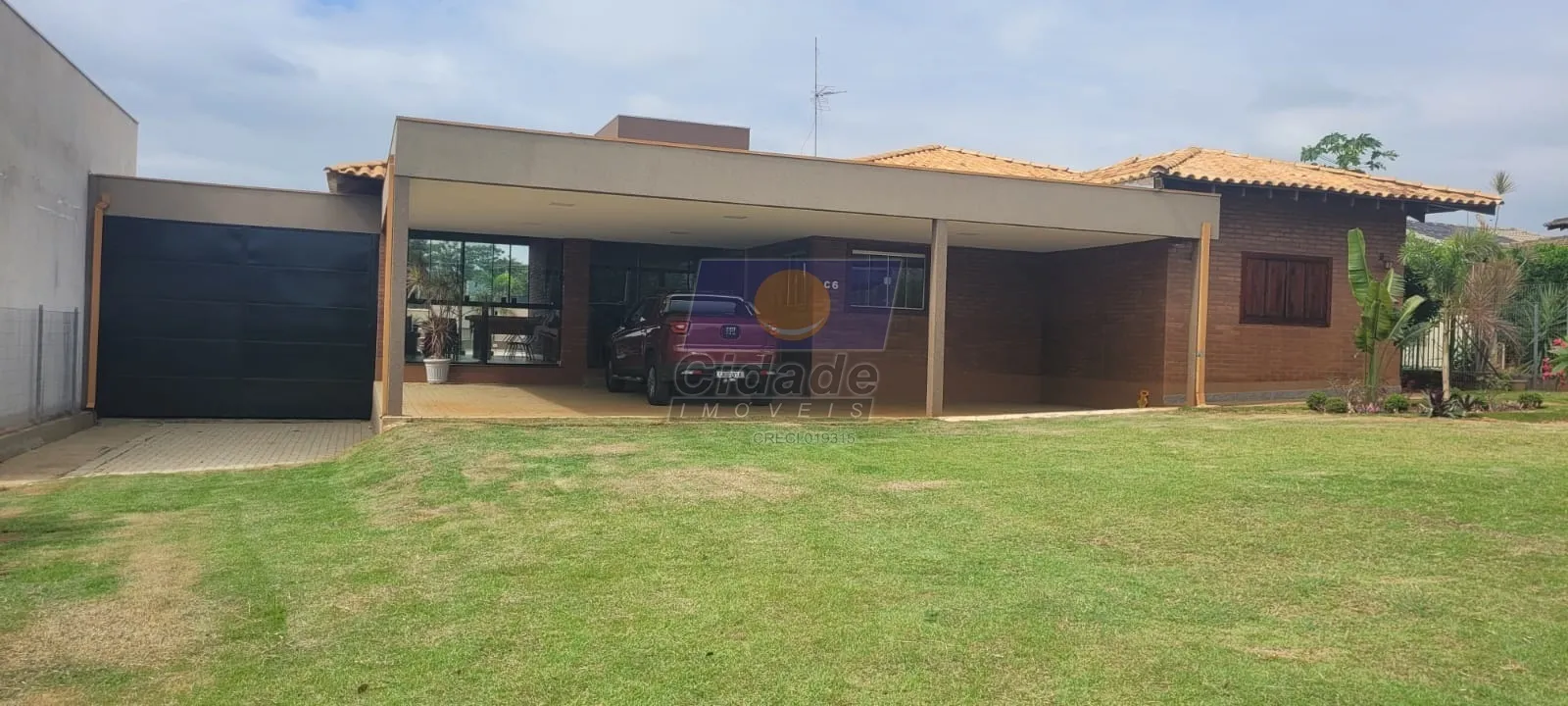 Fazenda / Sítio / Chácara com 4 quartos à venda, 902m² — foto 2 de 32