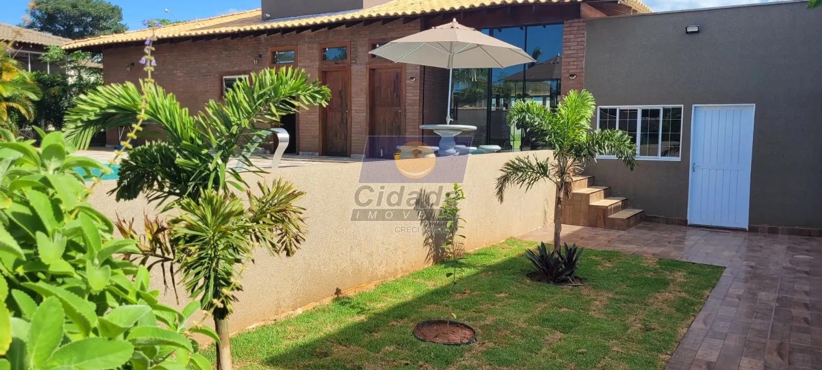 Fazenda / Sítio / Chácara com 4 quartos à venda, 902m² — foto 4 de 32