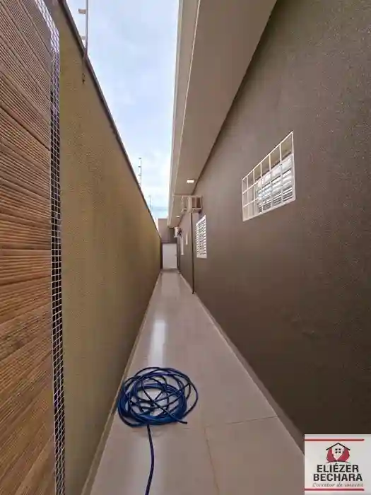 Casa com 3 quartos à venda, 240m² — foto 23 de 28