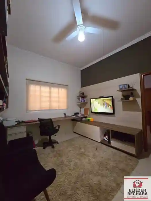 Casa com 3 quartos à venda, 240m² — foto 5 de 28