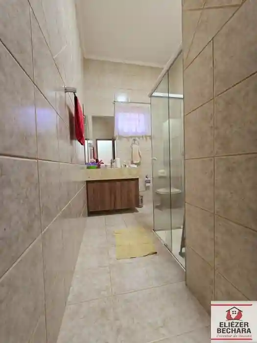 Casa com 3 quartos à venda, 240m² — foto 11 de 28