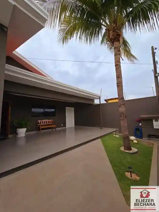 Casa com 3 quartos à venda, 240m² — foto 26 de 28