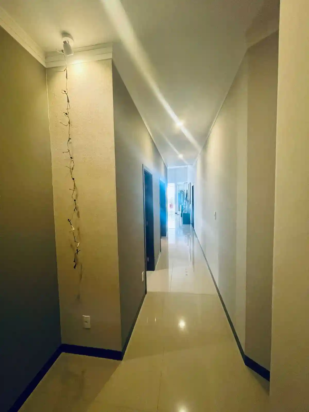 Casa de Condomínio com 3 quartos à venda, 420m² — foto 9 de 13