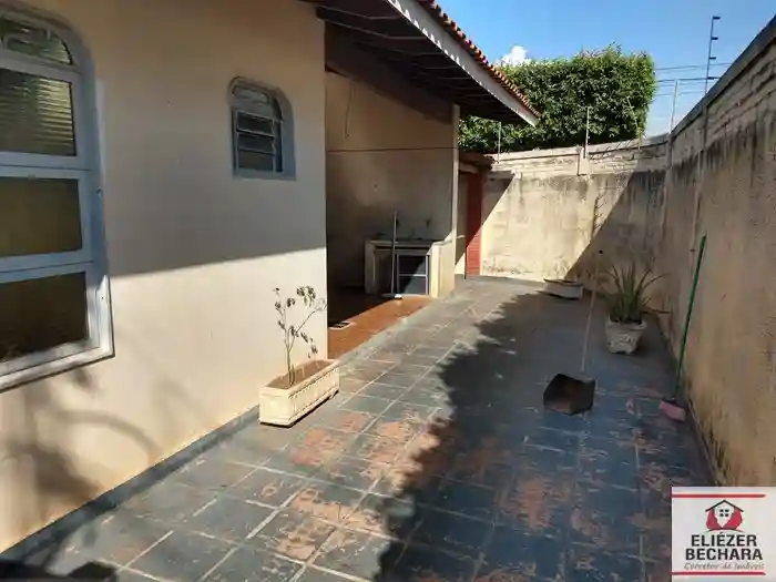 Casa com 3 quartos à venda, 150m² — foto 42 de 44