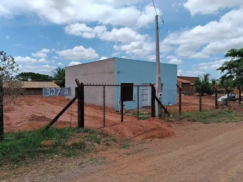 Casa com 2 quartos à venda, 500m² — foto 1 de 10
