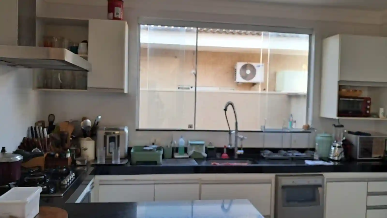 Casa de Condomínio com 4 quartos à venda, 408m² — foto 10 de 22