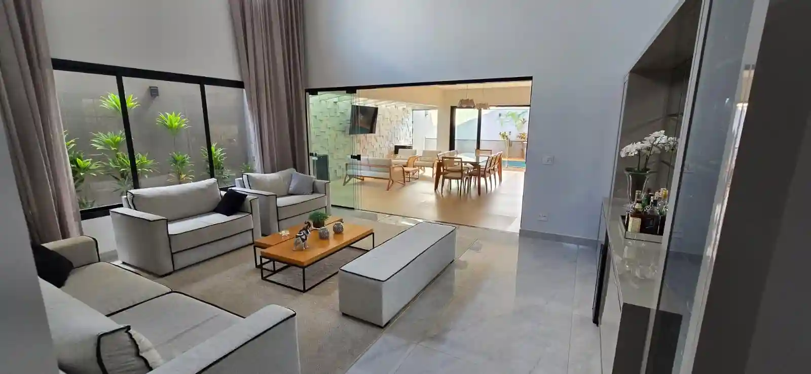Casa de Condomínio com 3 quartos à venda, 294m² — foto 17 de 19