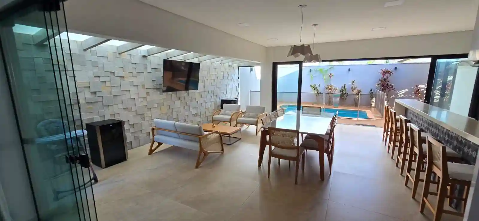 Casa de Condomínio com 3 quartos à venda, 294m² — foto 3 de 19