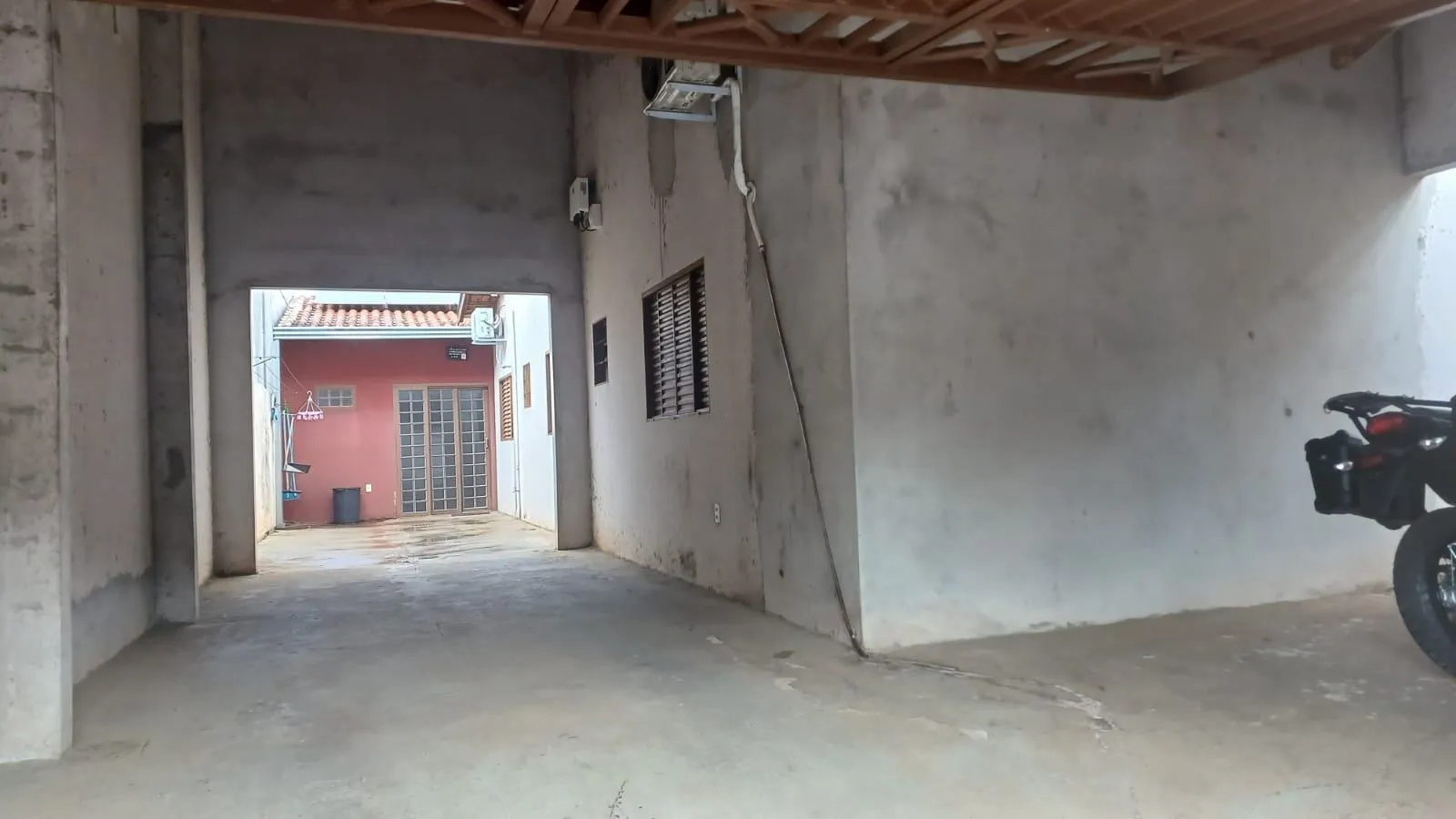 Casa com 3 quartos à venda, 200m² — foto 3 de 24