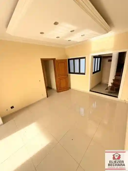 Apartamento com 3 quartos à venda, 140m² — foto 2 de 34
