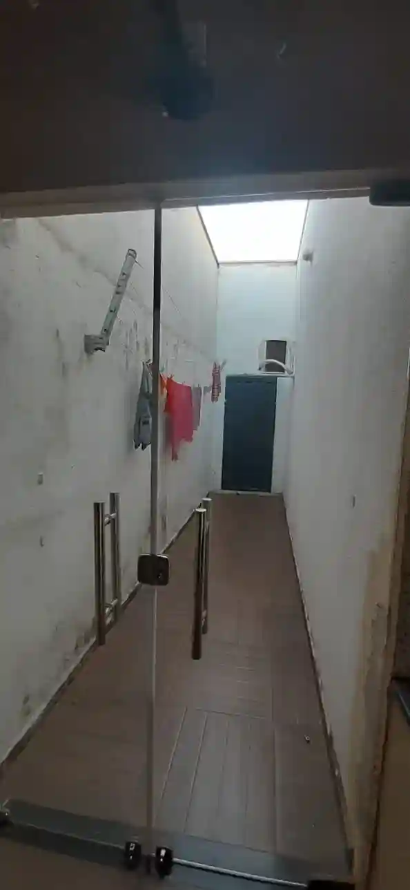 Casa com 2 quartos à venda, 200m² — foto 13 de 14
