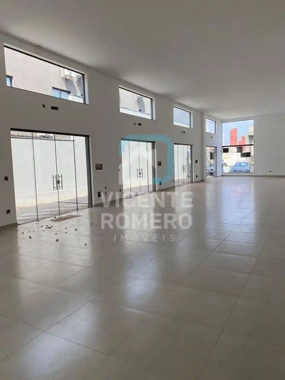 Loja / Salão / Ponto Comercial  para aluguel, 223m² — foto 3 de 17