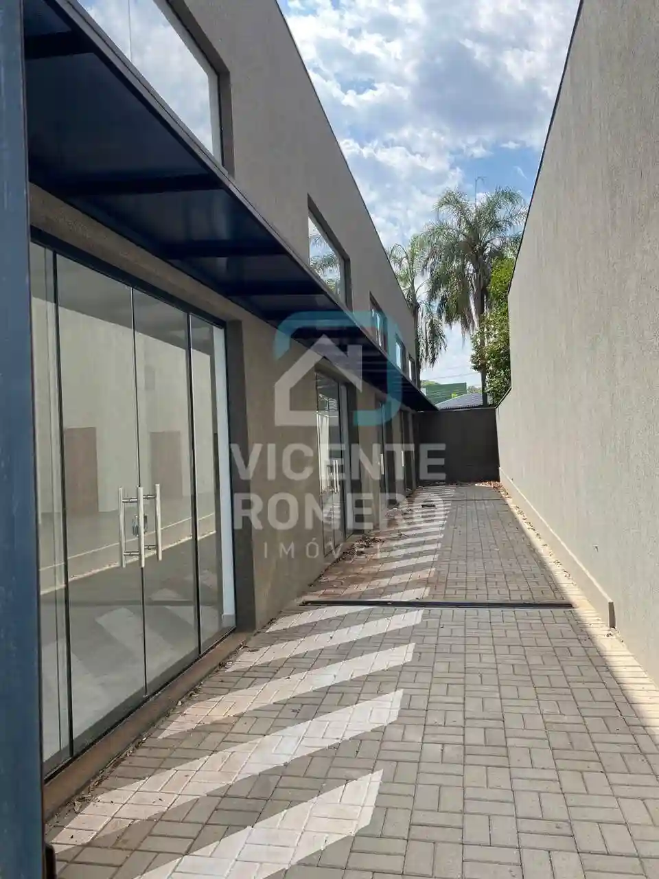 Loja / Salão / Ponto Comercial  para aluguel, 223m² — foto 16 de 17