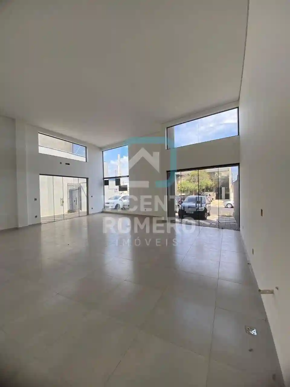 Loja / Salão / Ponto Comercial  para aluguel, 223m² — foto 9 de 17