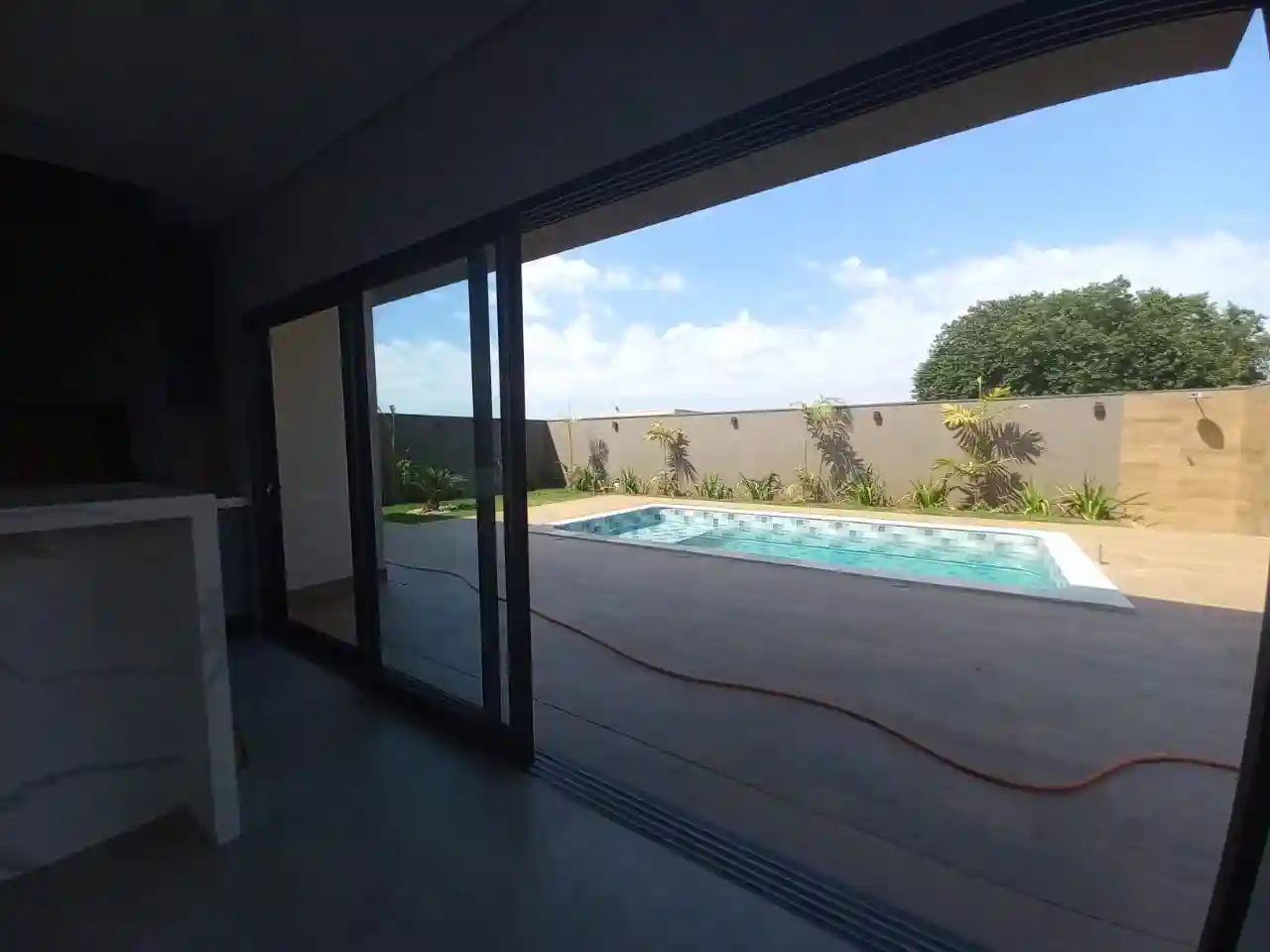 Casa de Condomínio  à venda, 305m² — foto 4 de 28