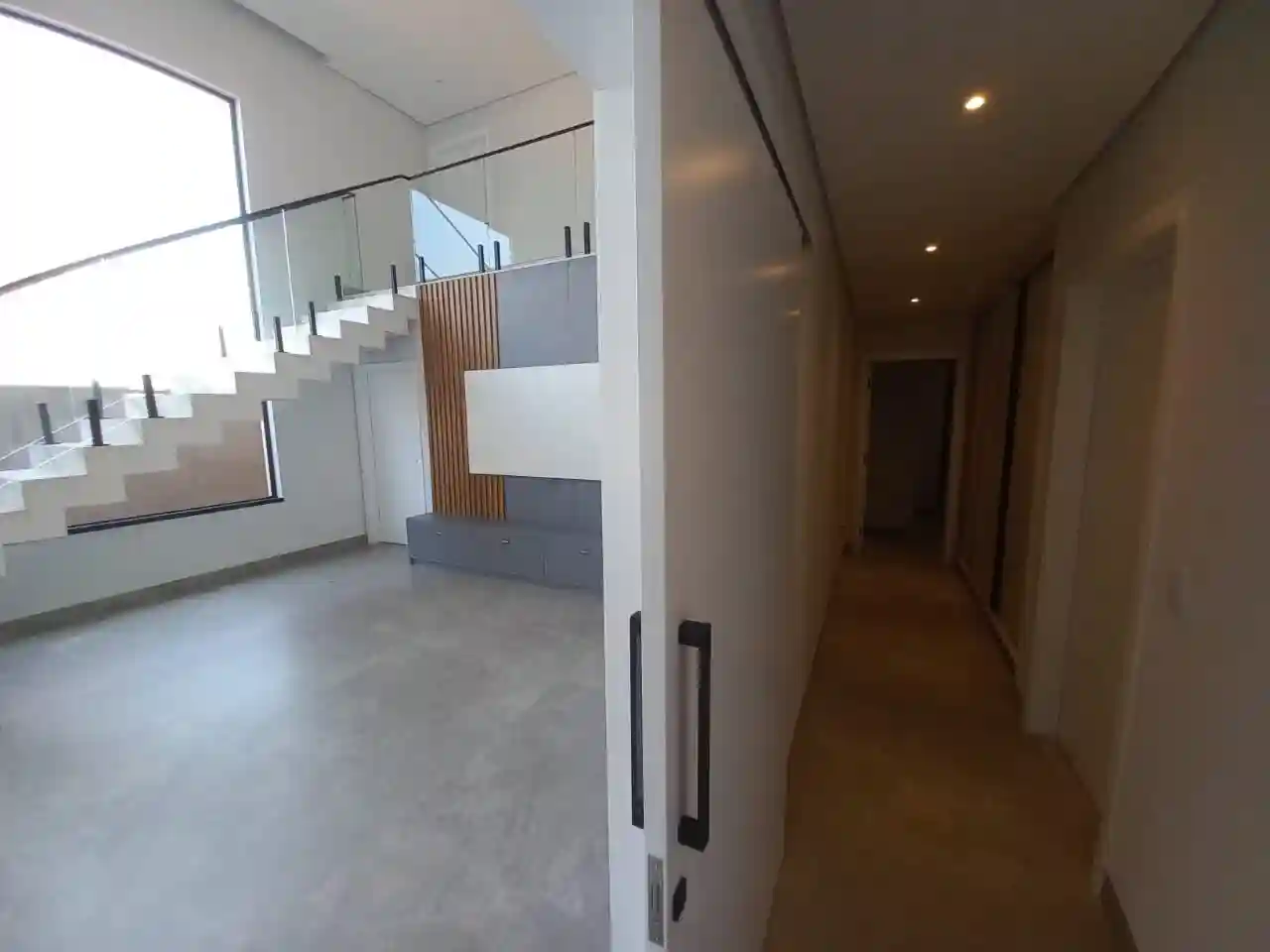 Casa de Condomínio  à venda, 305m² — foto 11 de 28