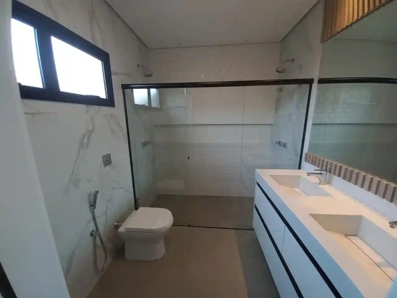 Casa de Condomínio  à venda, 305m² — foto 25 de 28