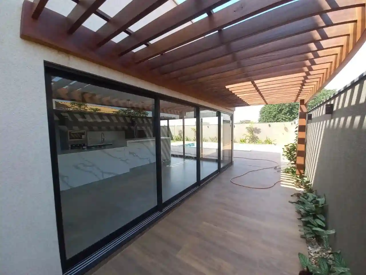 Casa de Condomínio  à venda, 305m² — foto 6 de 28