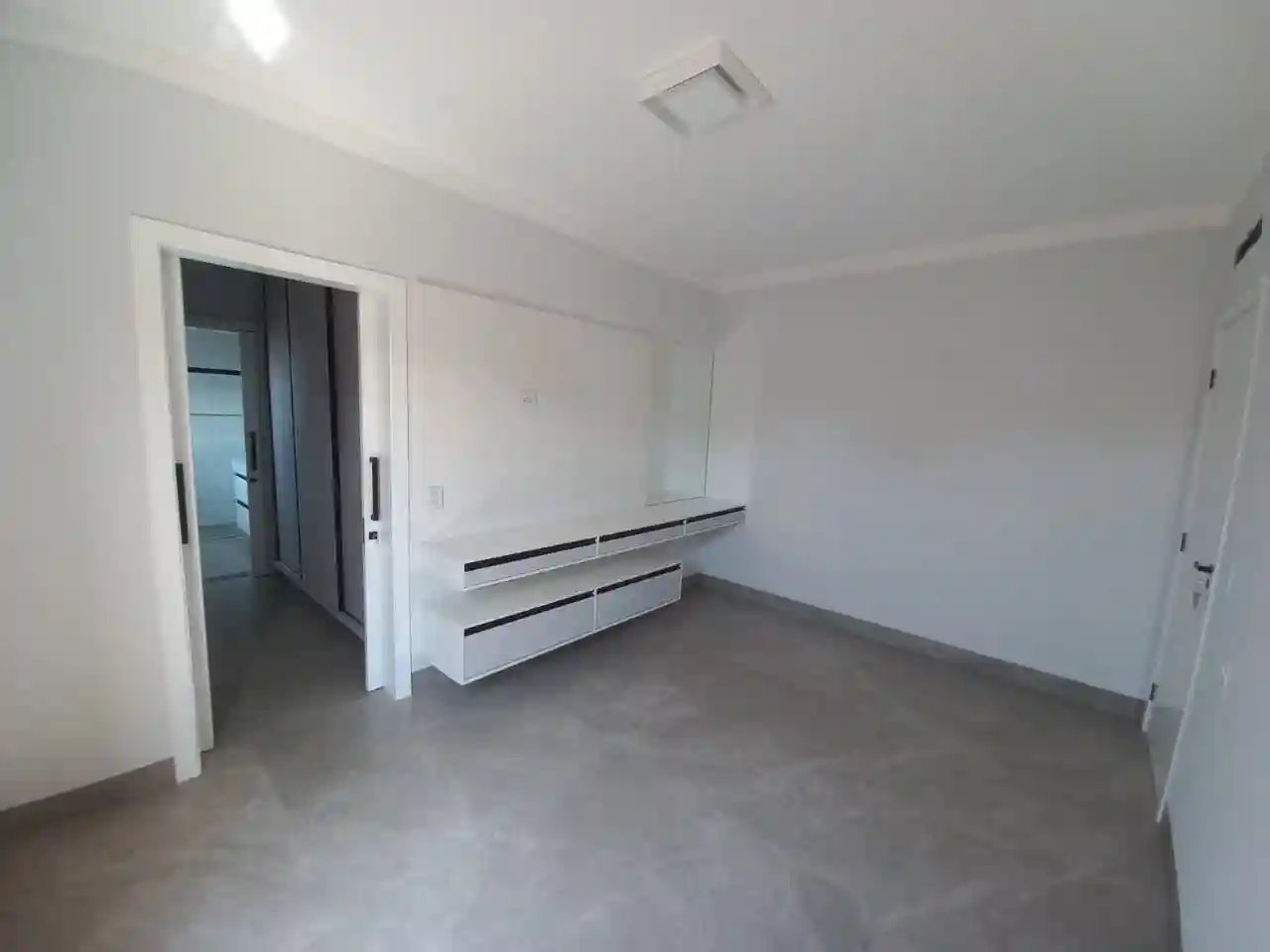 Casa de Condomínio  à venda, 305m² — foto 9 de 28