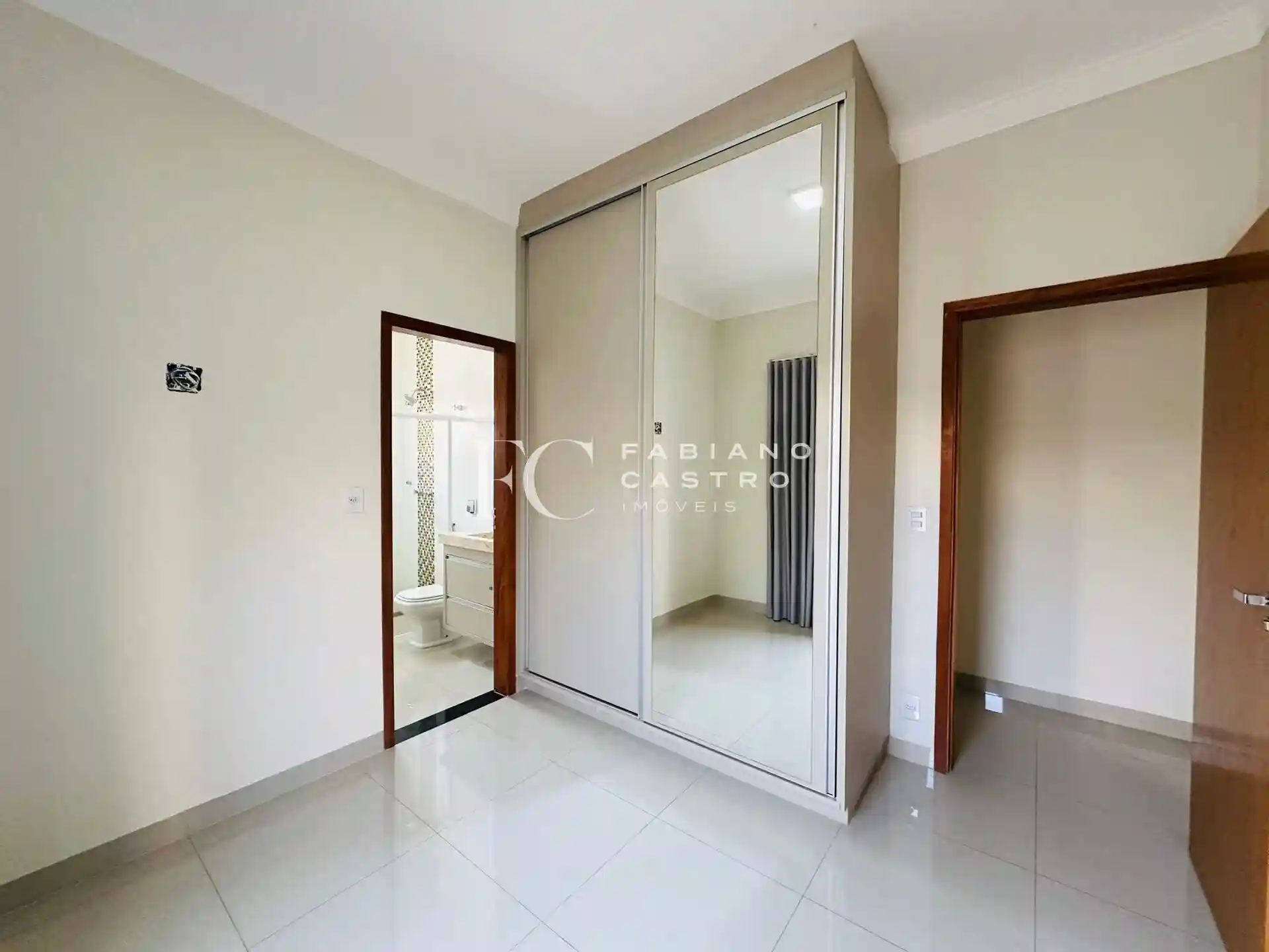 Casa de Condomínio com 3 quartos à venda, 200m² — foto 26 de 27