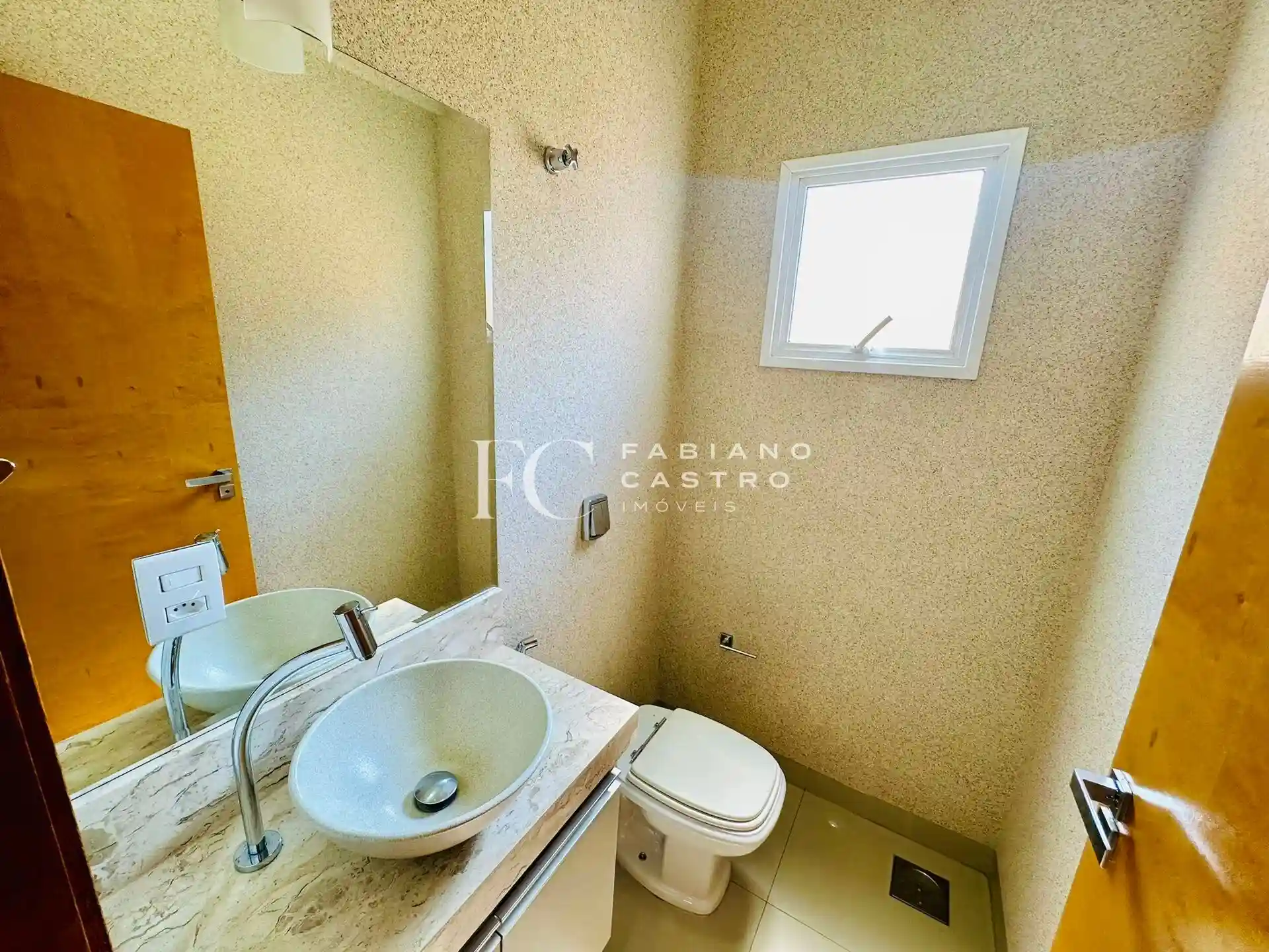 Casa de Condomínio com 3 quartos à venda, 200m² — foto 5 de 27